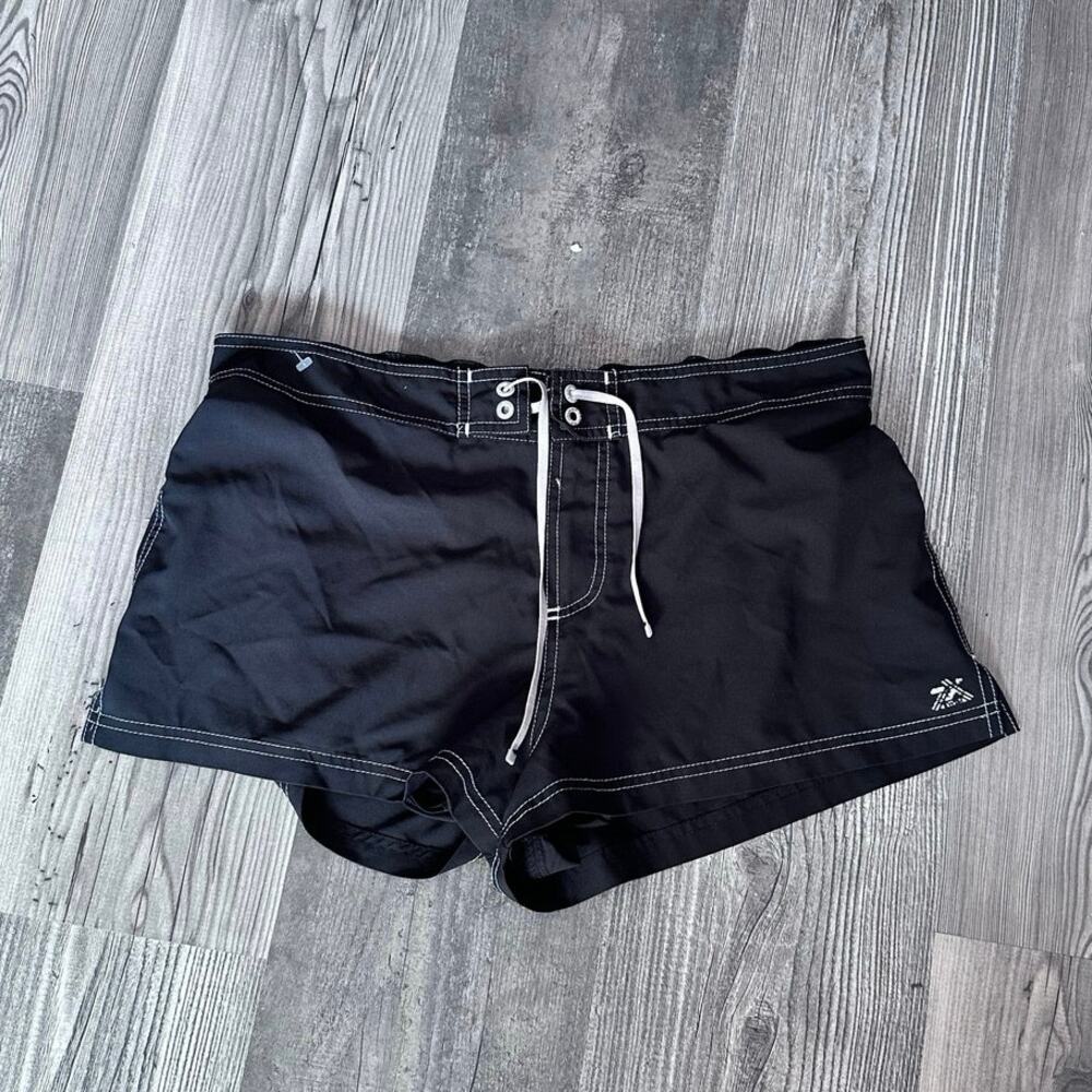 zero xposure black swim shorts contrast stitching